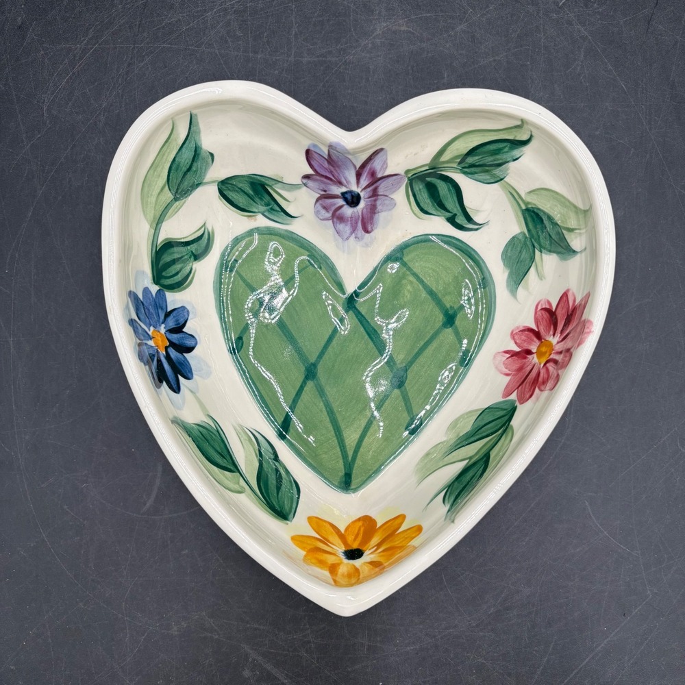 Vtg Gail Pittman HandPainted Ceramic Heart Floral Bowl Green Lattice Cottagecore